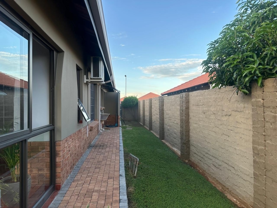 4 Bedroom Property for Sale in Waterkloof A H North West